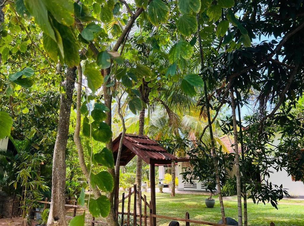 Krishan Villa Negombo Exterior photo